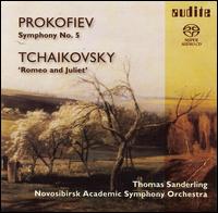 Prokofiev: Symphony No. 5; Tchaikovsky: Romeo & Juliet [Hybrid SACD] von Thomas Sanderling