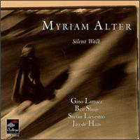 Silent Walk von Myriam Alter