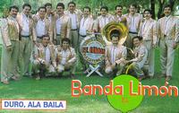 Duro, A La Baila von La Arrolladora Banda el Limón