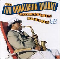 Relaxing at Sea: Live on the QE2 von Lou Donaldson