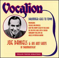 Drummer Goes to Town von Joe Daniels