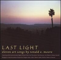 Last Light von Ronald E. Moore