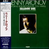 Shadow Box von Benny Aronov