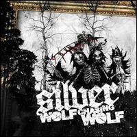 Wolf Chasing Wolf von Silver