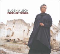 Puño de Tierra von Eugenia León